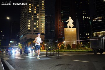 HO CHI MINH CITY NIGHT RUN EXIMBANK 2024 - Ảnh #1990874