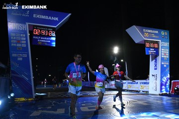 HO CHI MINH CITY NIGHT RUN EXIMBANK 2024 - Ảnh #2062098