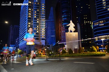 HO CHI MINH CITY NIGHT RUN EXIMBANK 2024 - Ảnh #1990302
