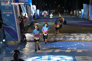 HO CHI MINH CITY NIGHT RUN EXIMBANK 2024 - Ảnh #2029816