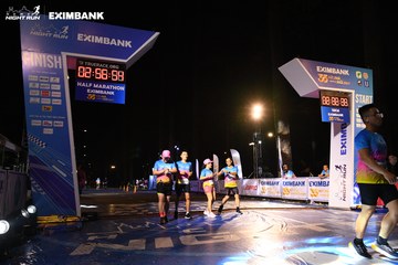 HO CHI MINH CITY NIGHT RUN EXIMBANK 2024 - Ảnh #2059034