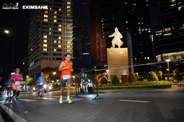 HO CHI MINH CITY NIGHT RUN EXIMBANK 2024 - Ảnh #1989542
