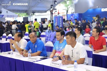 HO CHI MINH CITY NIGHT RUN EXIMBANK 2024 - Ảnh #1964448