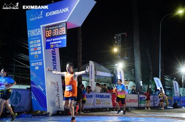HO CHI MINH CITY NIGHT RUN EXIMBANK 2024 - Ảnh #2032820
