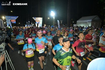 HO CHI MINH CITY NIGHT RUN EXIMBANK 2024 - Ảnh #1970754