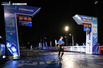 HO CHI MINH CITY NIGHT RUN EXIMBANK 2024 - Ảnh #2065178