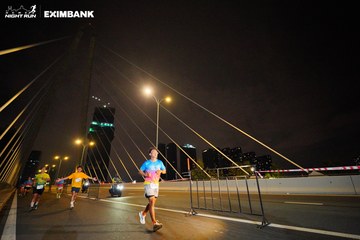 HO CHI MINH CITY NIGHT RUN EXIMBANK 2024 - Ảnh #2023991