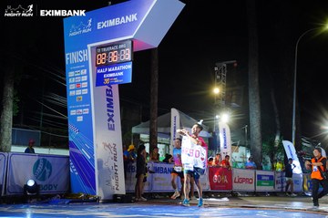 HO CHI MINH CITY NIGHT RUN EXIMBANK 2024 - Ảnh #2032946