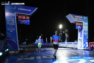 HO CHI MINH CITY NIGHT RUN EXIMBANK 2024 - Ảnh #2065515