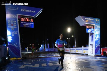 HO CHI MINH CITY NIGHT RUN EXIMBANK 2024 - Ảnh #2065186