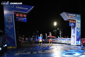 HO CHI MINH CITY NIGHT RUN EXIMBANK 2024 - Ảnh #2061010