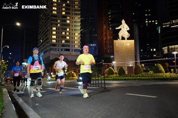 HO CHI MINH CITY NIGHT RUN EXIMBANK 2024 - Ảnh #1991744