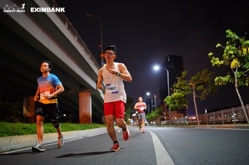 HO CHI MINH CITY NIGHT RUN EXIMBANK 2024 - Ảnh #1988809