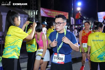 HO CHI MINH CITY NIGHT RUN EXIMBANK 2024 - Ảnh #2012318