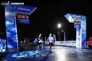 HO CHI MINH CITY NIGHT RUN EXIMBANK 2024 - Ảnh #2061095