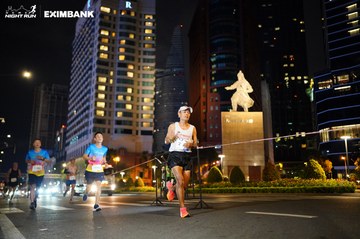 HO CHI MINH CITY NIGHT RUN EXIMBANK 2024 - Ảnh #1989432