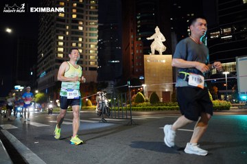 HO CHI MINH CITY NIGHT RUN EXIMBANK 2024 - Ảnh #1989954