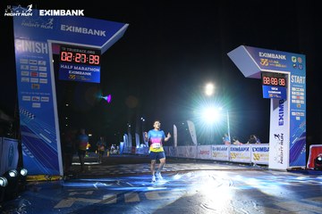 HO CHI MINH CITY NIGHT RUN EXIMBANK 2024 - Ảnh #2063504