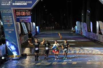 HO CHI MINH CITY NIGHT RUN EXIMBANK 2024 - Ảnh #2029059