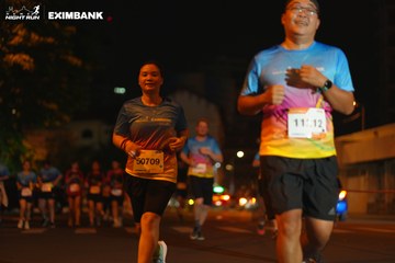 HO CHI MINH CITY NIGHT RUN EXIMBANK 2024 - Ảnh #2029898