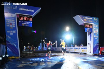HO CHI MINH CITY NIGHT RUN EXIMBANK 2024 - Ảnh #2066024