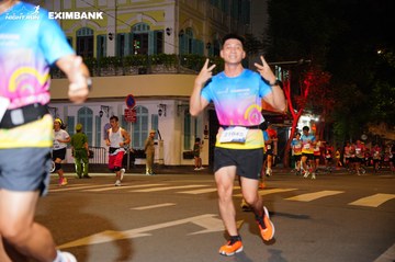 HO CHI MINH CITY NIGHT RUN EXIMBANK 2024 - Ảnh #2031515