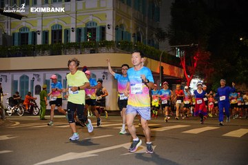 HO CHI MINH CITY NIGHT RUN EXIMBANK 2024 - Ảnh #2031679