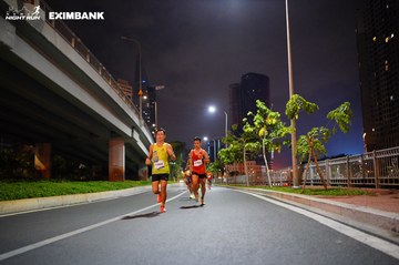 HO CHI MINH CITY NIGHT RUN EXIMBANK 2024 - Ảnh #1988575