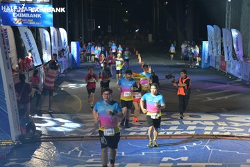 HO CHI MINH CITY NIGHT RUN EXIMBANK 2024 - Ảnh #2030310