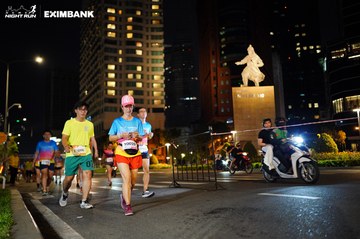 HO CHI MINH CITY NIGHT RUN EXIMBANK 2024 - Ảnh #1990089