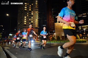 HO CHI MINH CITY NIGHT RUN EXIMBANK 2024 - Ảnh #1990692