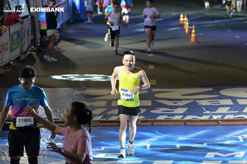 HO CHI MINH CITY NIGHT RUN EXIMBANK 2024 - Ảnh #2032708