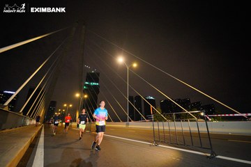 HO CHI MINH CITY NIGHT RUN EXIMBANK 2024 - Ảnh #2026658