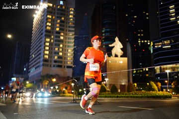 HO CHI MINH CITY NIGHT RUN EXIMBANK 2024 - Ảnh #1989283