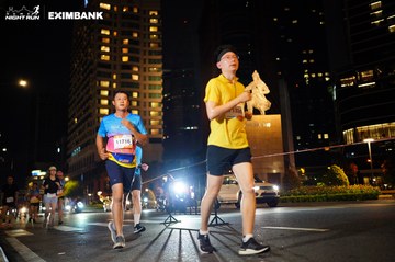 HO CHI MINH CITY NIGHT RUN EXIMBANK 2024 - Ảnh #1991450