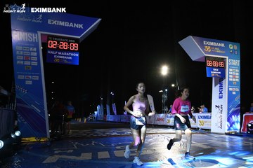 HO CHI MINH CITY NIGHT RUN EXIMBANK 2024 - Ảnh #2064068