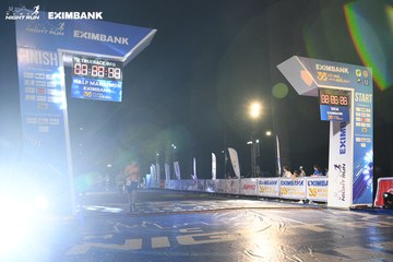 HO CHI MINH CITY NIGHT RUN EXIMBANK 2024 - Ảnh #2065164