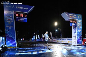 HO CHI MINH CITY NIGHT RUN EXIMBANK 2024 - Ảnh #2060493