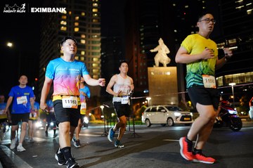HO CHI MINH CITY NIGHT RUN EXIMBANK 2024 - Ảnh #1991616
