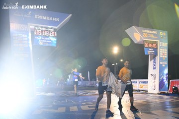 HO CHI MINH CITY NIGHT RUN EXIMBANK 2024 - Ảnh #2063563