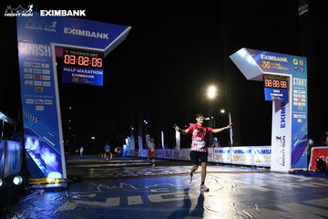 HO CHI MINH CITY NIGHT RUN EXIMBANK 2024 - Ảnh #2062583