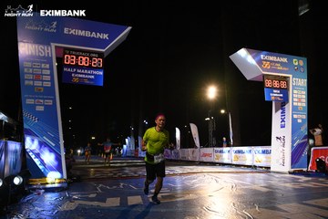 HO CHI MINH CITY NIGHT RUN EXIMBANK 2024 - Ảnh #2061312