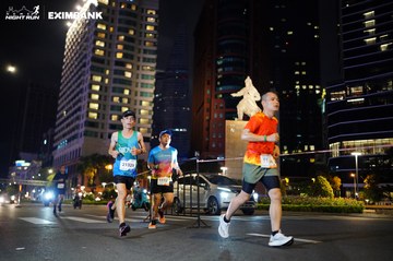 HO CHI MINH CITY NIGHT RUN EXIMBANK 2024 - Ảnh #1989185