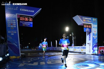 HO CHI MINH CITY NIGHT RUN EXIMBANK 2024 - Ảnh #2065535