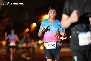 HO CHI MINH CITY NIGHT RUN EXIMBANK 2024 - Ảnh #2160436