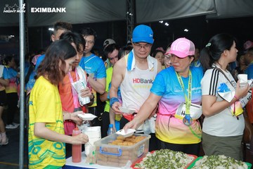 HO CHI MINH CITY NIGHT RUN EXIMBANK 2024 - Ảnh #2011123