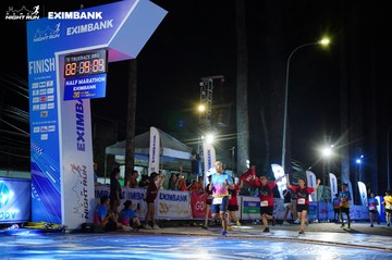 HO CHI MINH CITY NIGHT RUN EXIMBANK 2024 - Ảnh #2033246