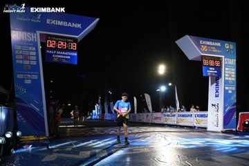 HO CHI MINH CITY NIGHT RUN EXIMBANK 2024 - Ảnh #2059439