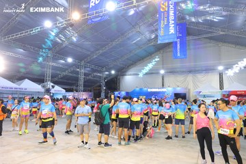 HO CHI MINH CITY NIGHT RUN EXIMBANK 2024 - Ảnh #2012058