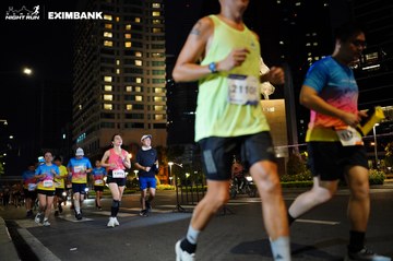 HO CHI MINH CITY NIGHT RUN EXIMBANK 2024 - Ảnh #1991421